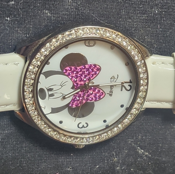 Vintage Disney Minnie Mouse Watch ICED out - Picture 4 of 7